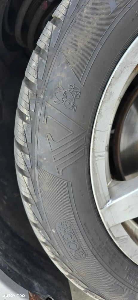 Ford Mondeo 1.8 Ghia - 3