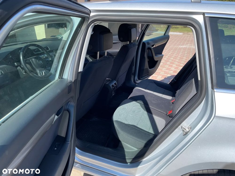 Volkswagen Passat 2.0 TDI 4Motion Comfortline - 8