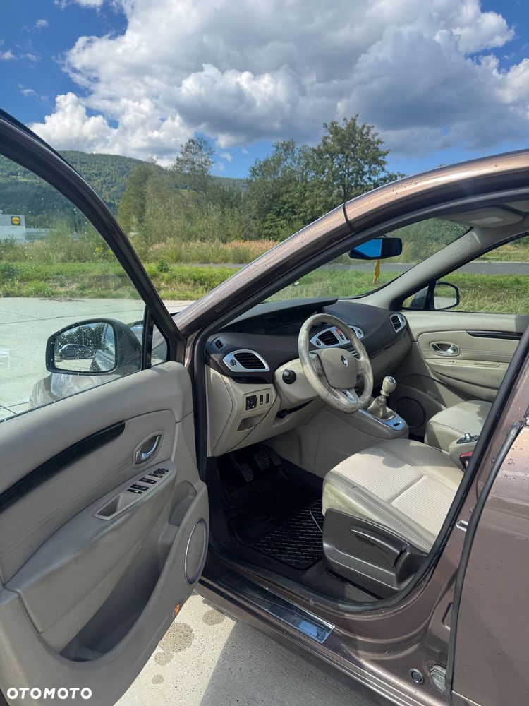 Renault Scenic - 12