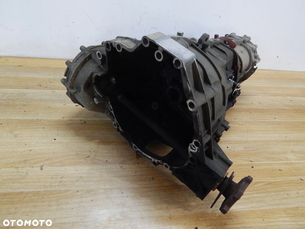 Skrzynia biegów 2.0 TDI KXP Audi A4 B8 A5 8T A6 c7 c6 Q5 08-16 Łuków części - 2