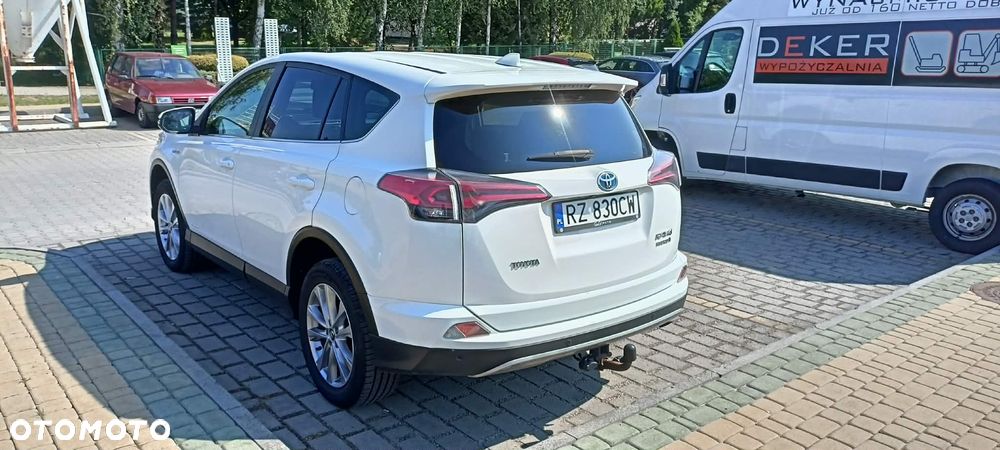 Toyota RAV4 - 7