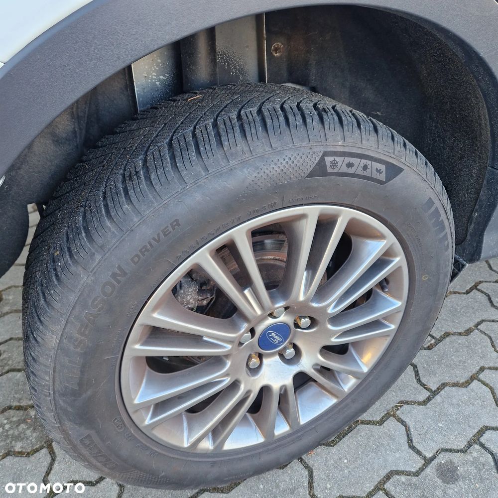 Ford Kuga 2.0 TDCi 4x4 Titanium - 20