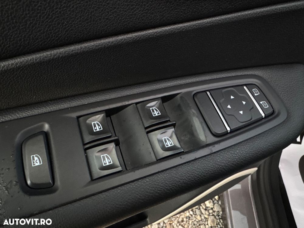 Renault Captur ENERGY dCi Intens - 17