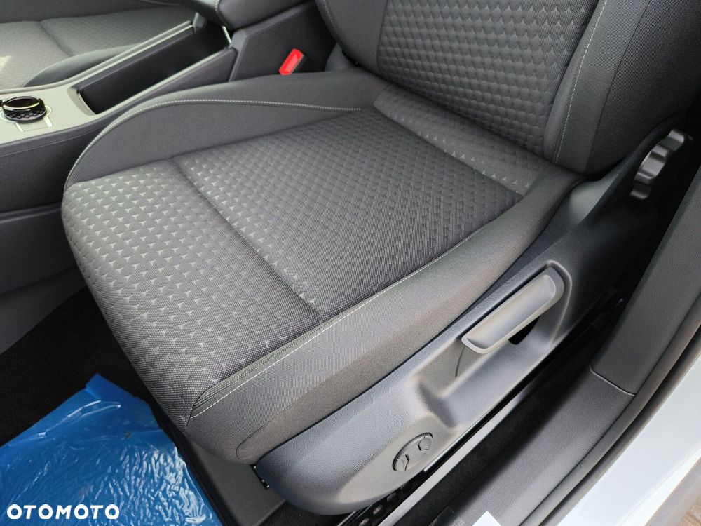 Volkswagen T-Roc - 12