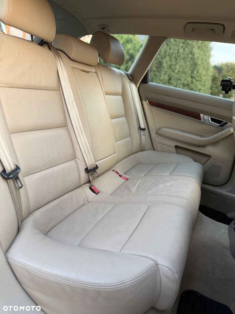 Audi A6 Avant - 12