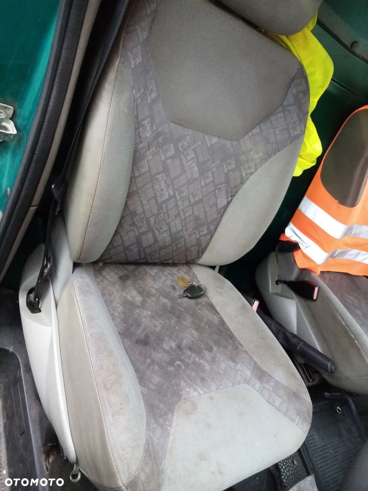 OPEL VIVARO I 01- 05 1.9 CDTI - RADIO RADIOODTWARZACZ - 24