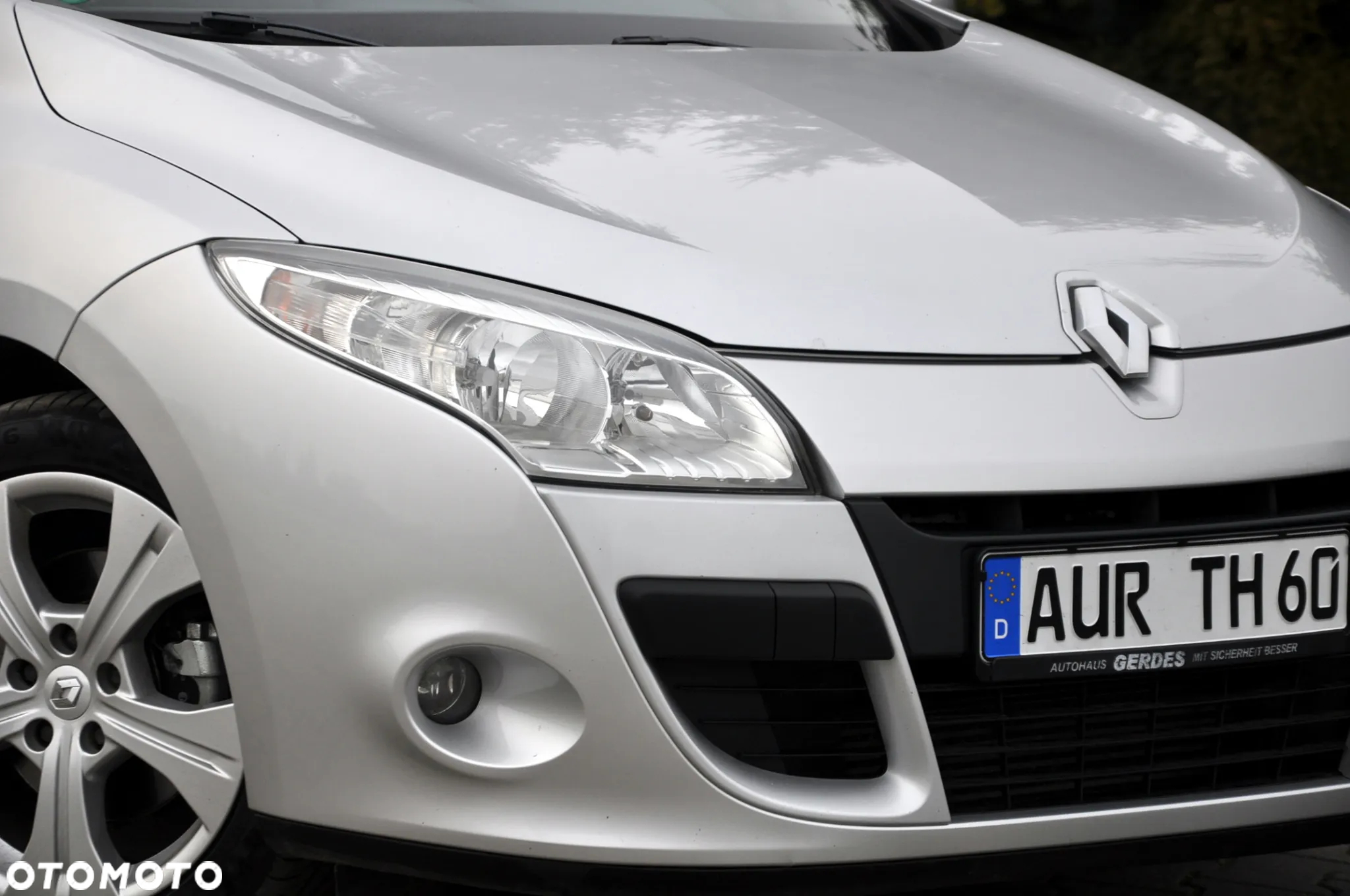Renault Megane TCe 180 Coupe Dynamique - 12