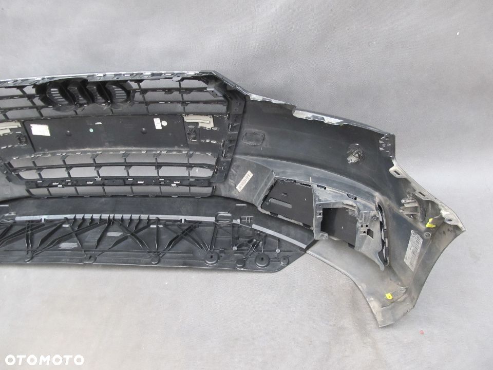Zderzak przedni Audi A4 B9 15 - 19 Pdc-6 + Atrapa Lakier LZ7S - 15