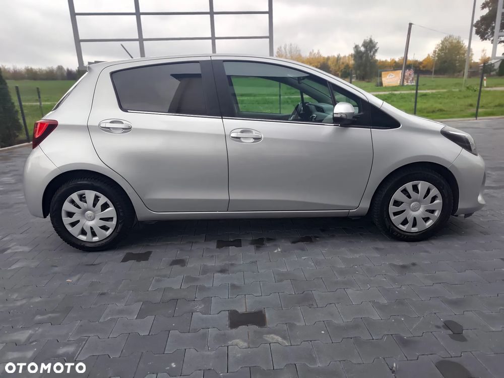 Toyota Yaris - 6