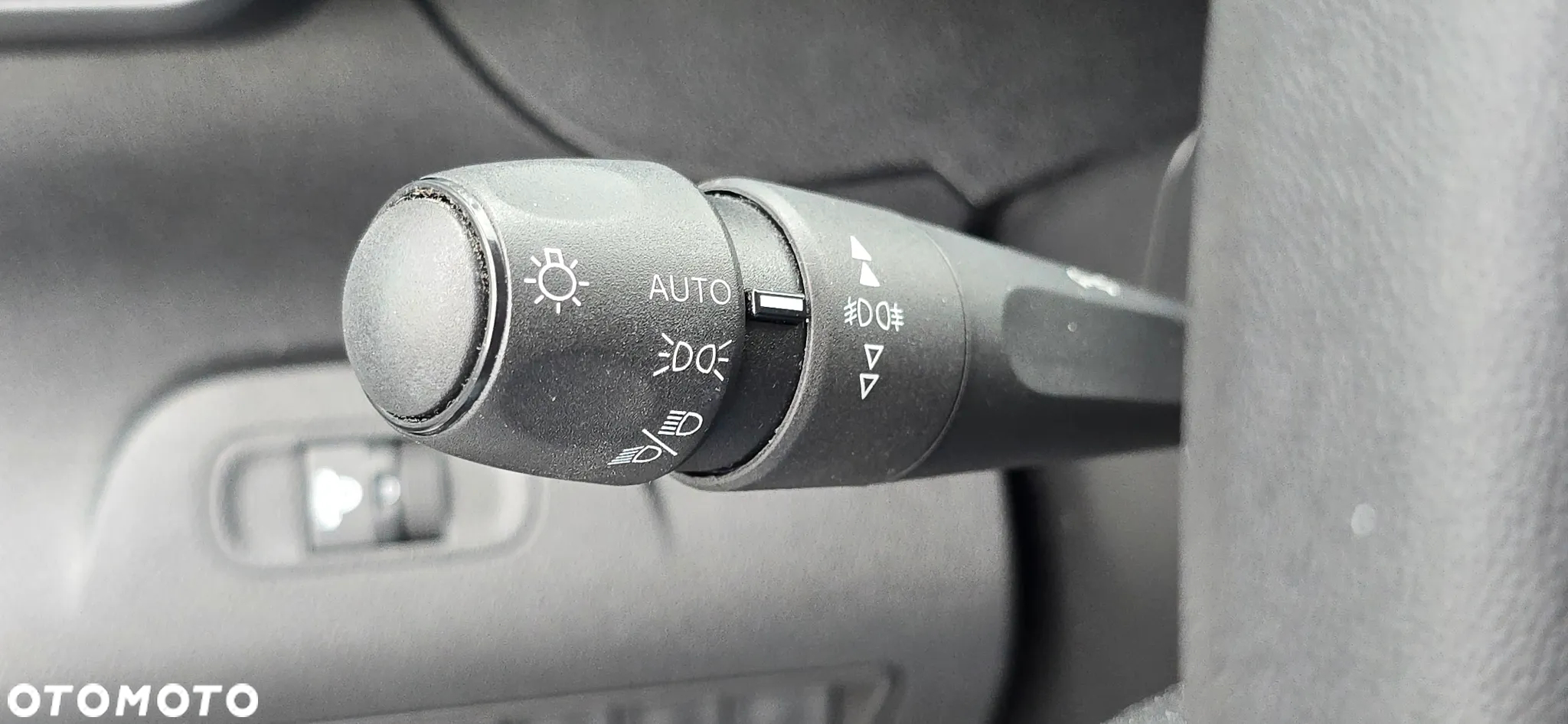 Peugeot Rifter 1.5 BlueHDI Allure - 23