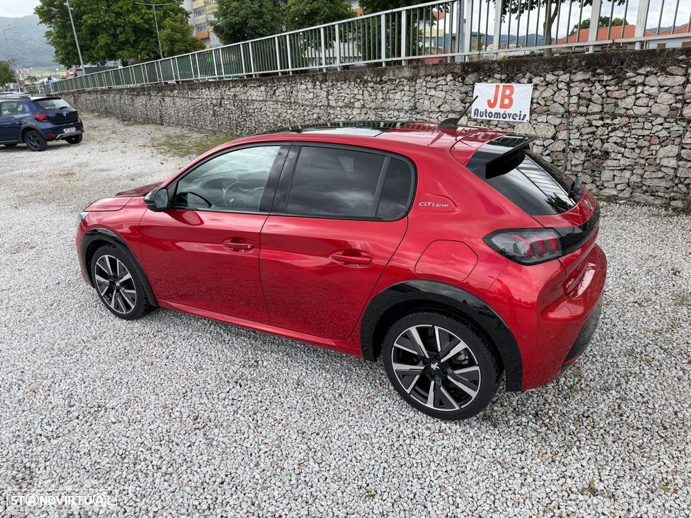 Peugeot 208 1.2 PureTech GT Line - 4