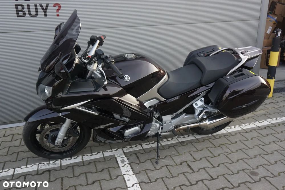 Yamaha FJR - 12