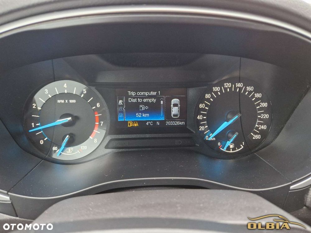 Ford Mondeo - 28