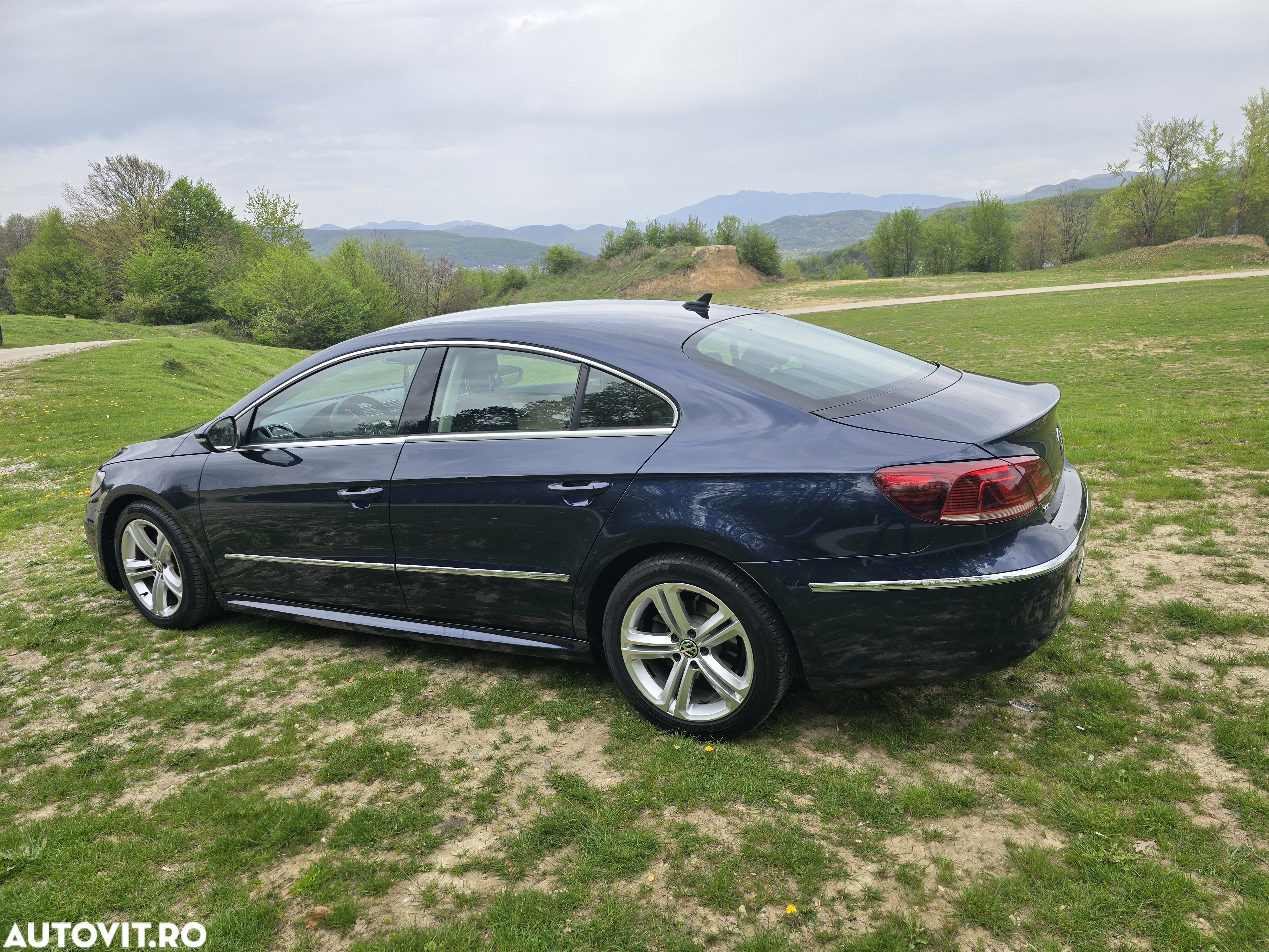 Volkswagen Passat CC 2.0 TDI BlueMotion Technology - 9