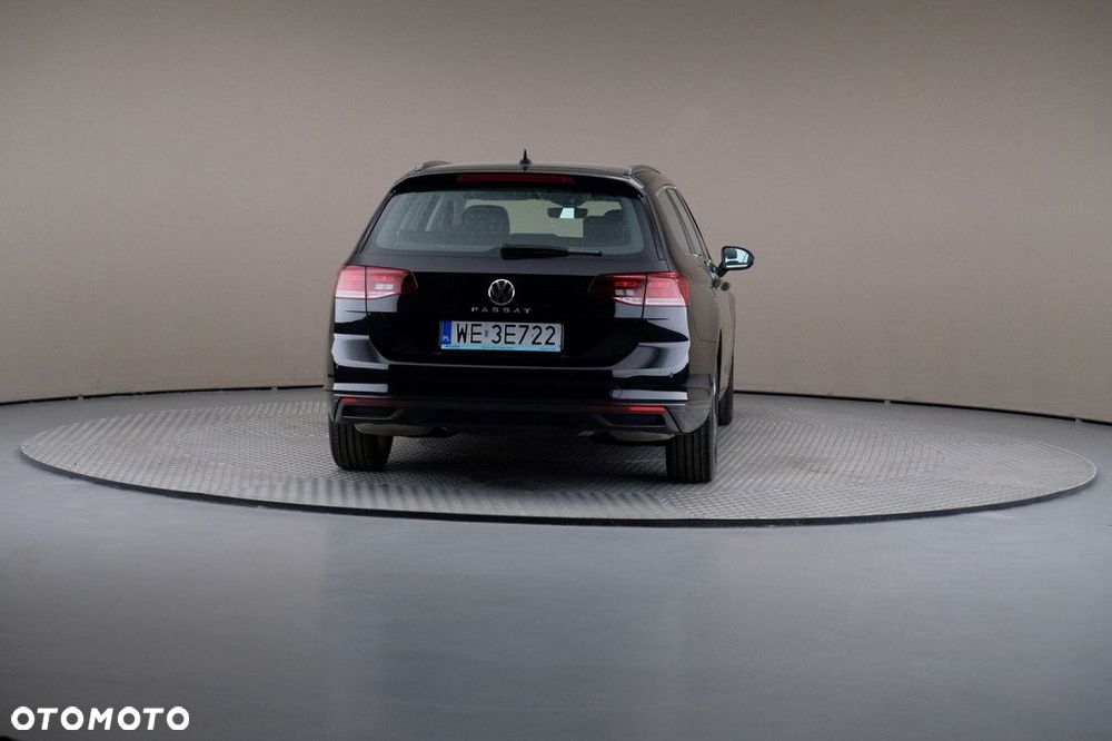Volkswagen Passat Variant 2.0 TSI Business DSG - 5