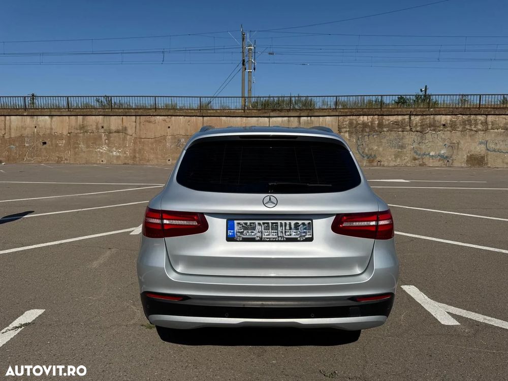 Mercedes-Benz GLC - 8