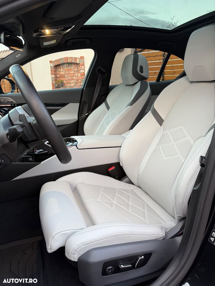 BMW Seria 5 540d xDrive AT MHEV - 9