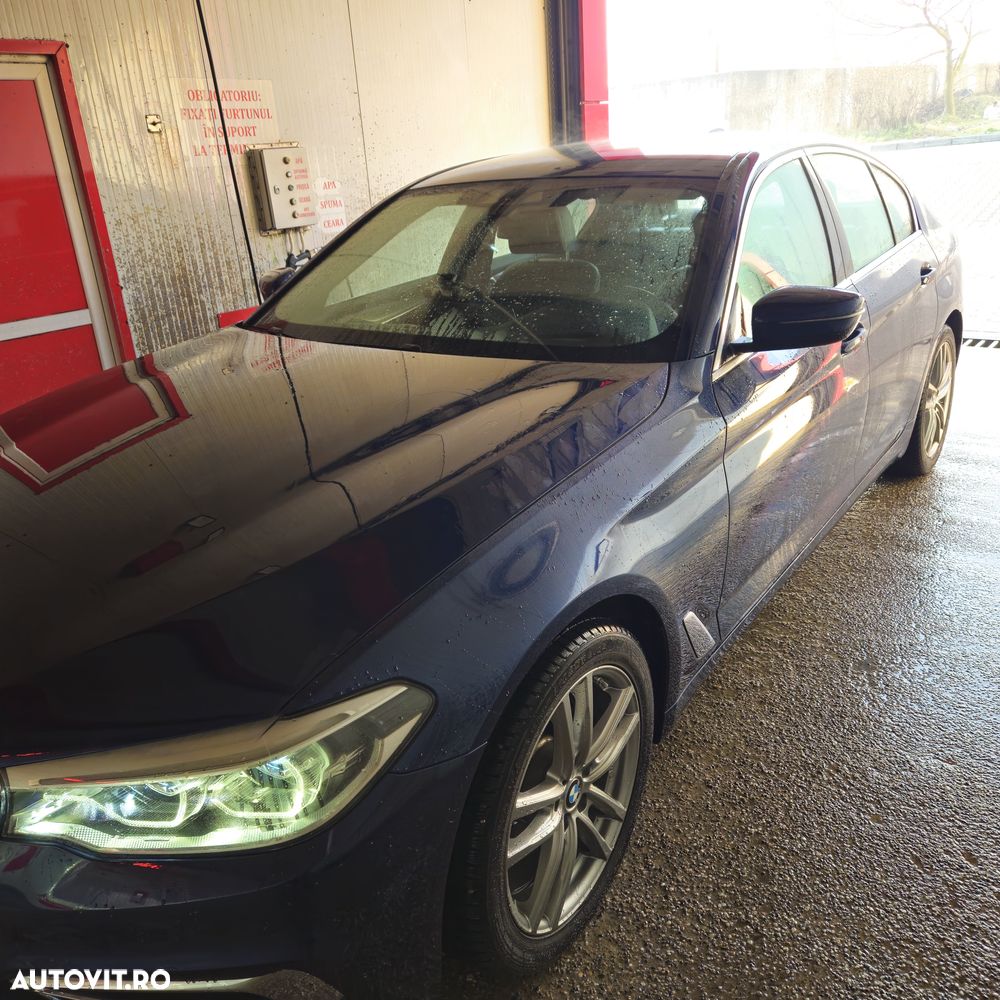 BMW Seria 5 520d xDrive AT - 10