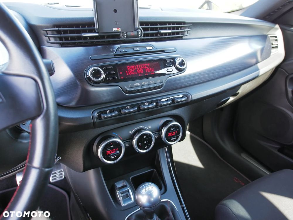 Alfa Romeo Giulietta 1.4 TB MultiAir Distinctive - 8