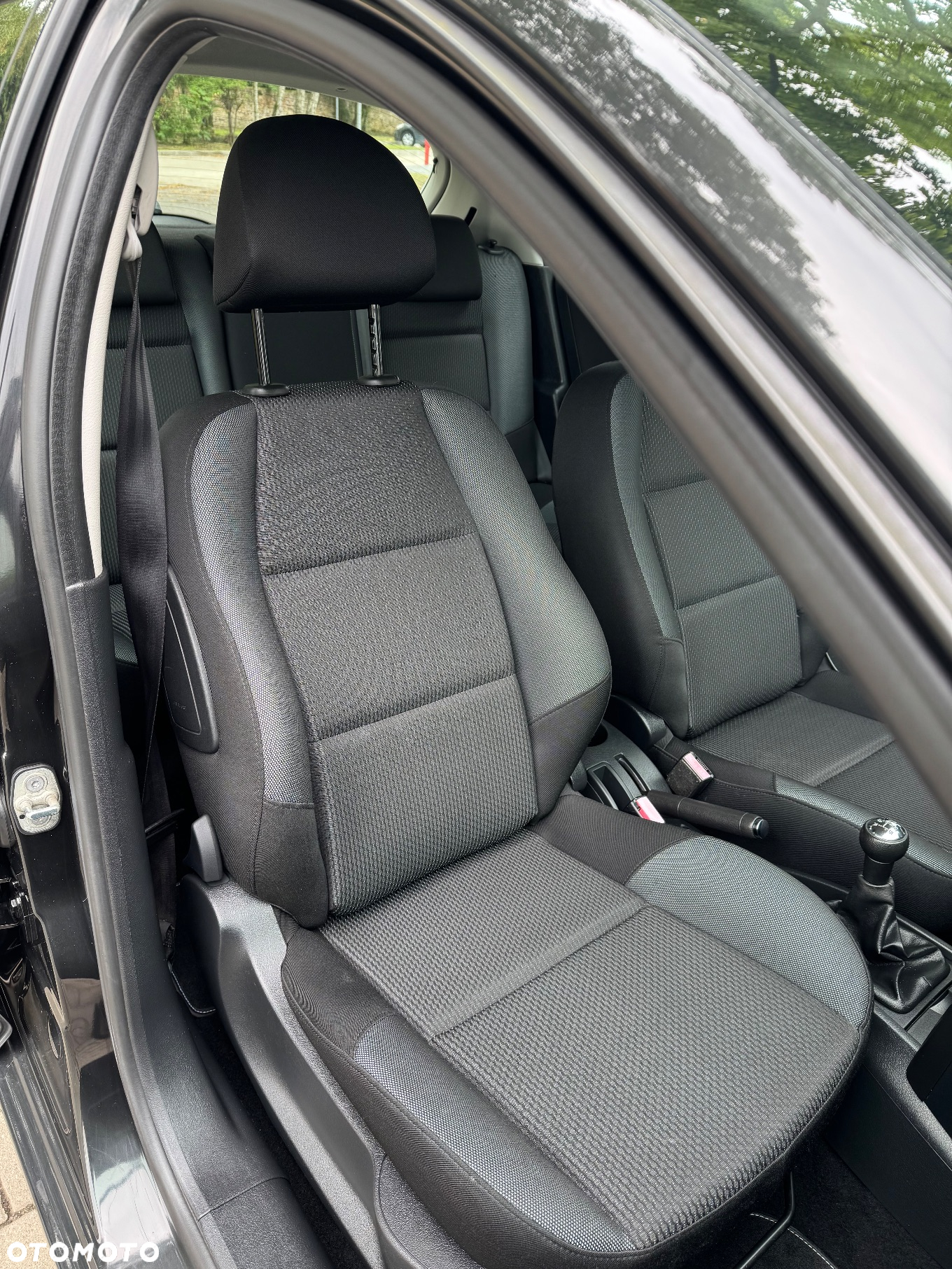 Peugeot 207 - 25