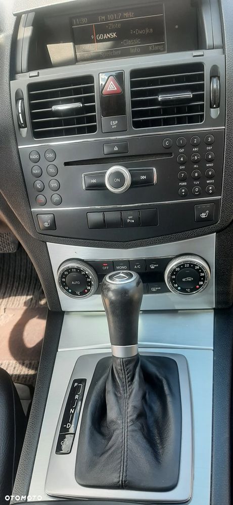 Mercedes-Benz Klasa C 220 CDI DPF Automatik Avantgarde - 26