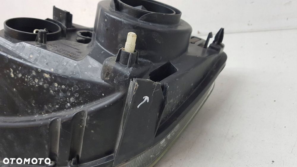 dacia duster i 10-13 lampa prawy przód eu - 8