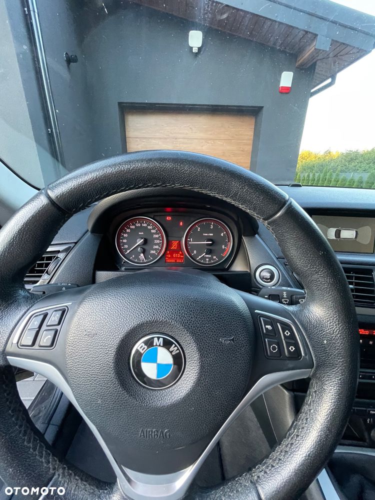 BMW X1 sDrive18d - 13