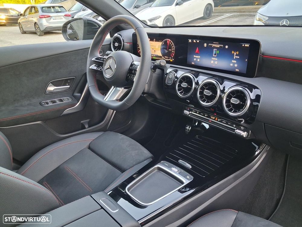 Mercedes-Benz A 250 - 16