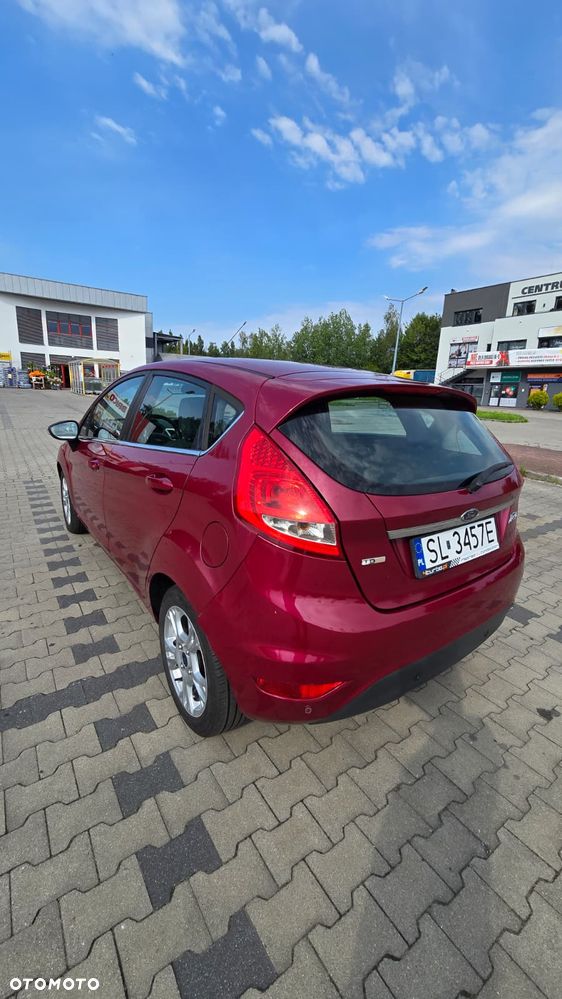 Ford Fiesta - 5