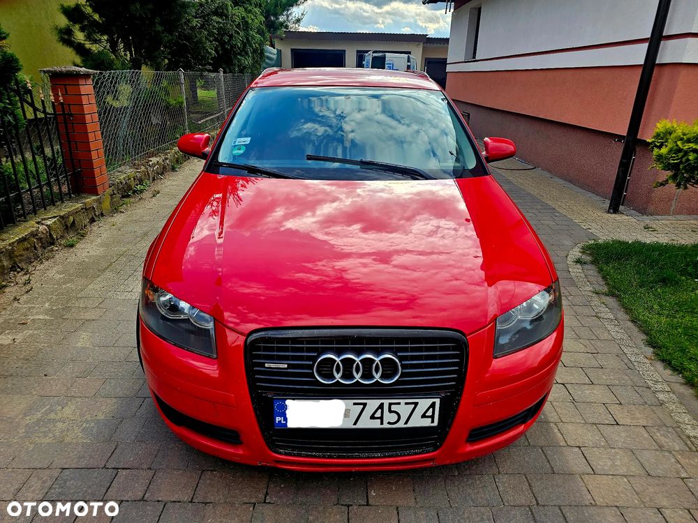 Audi A3 Sportback 2.0 TDI DPF Quattro Ambiente - 2
