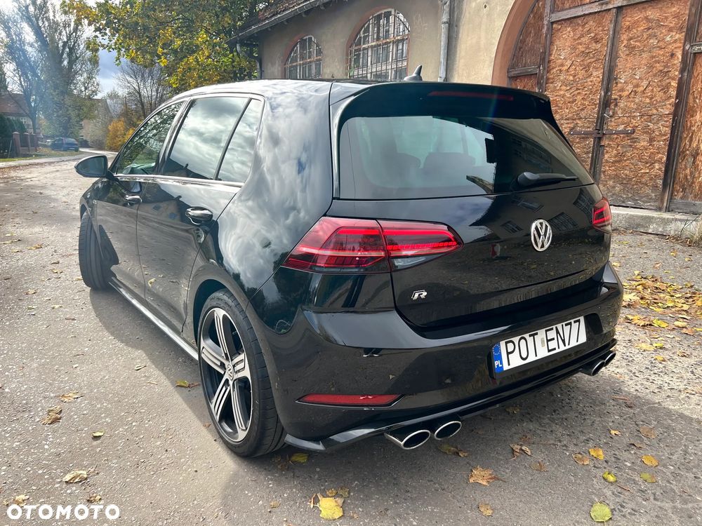 Volkswagen Golf R 4Motion (BlueMotion Technology) DSG - 7