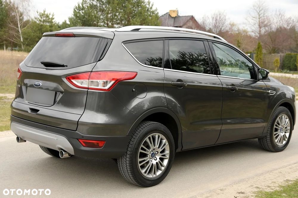 Ford Kuga 2.0 TDCi 4x4 Titanium - 4