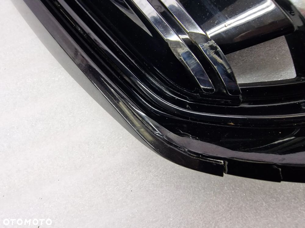 SKODA SUPERB 3V0 LIFT 19- ATRAPA / GRILL NA RADAR , NR 3V0853653J , NR AUKCJI GR84 - 14