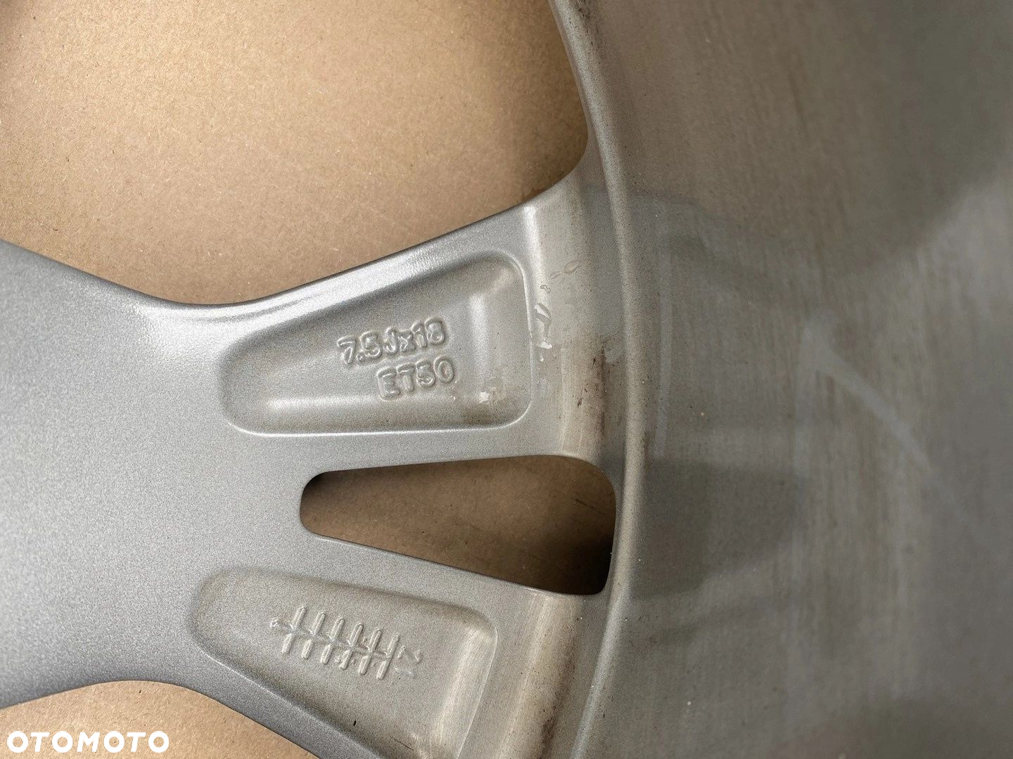 FELGA ALUMINIOWA FORD KUGA MK2 MK3 ESCAPE 7,5J18 5X108 ET 50 ET50 LV4C-N2B - 5