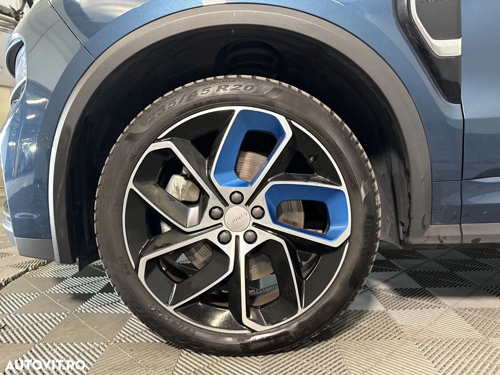 Lynk&Co 01 - 14