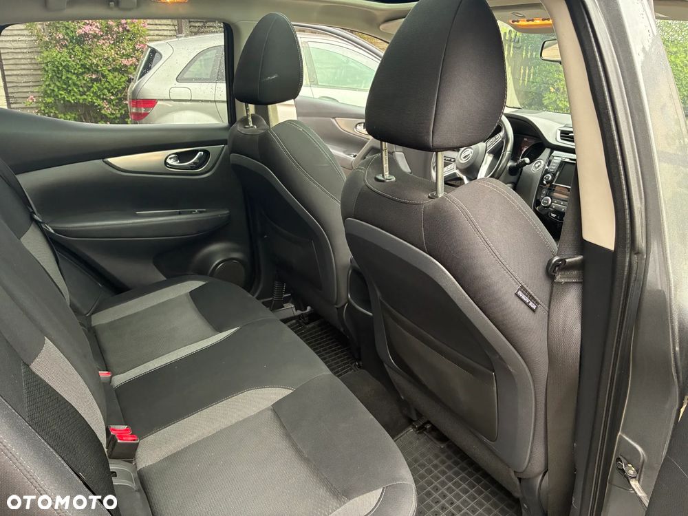 Nissan Qashqai 1.3 DIG-T N-Connecta - 10