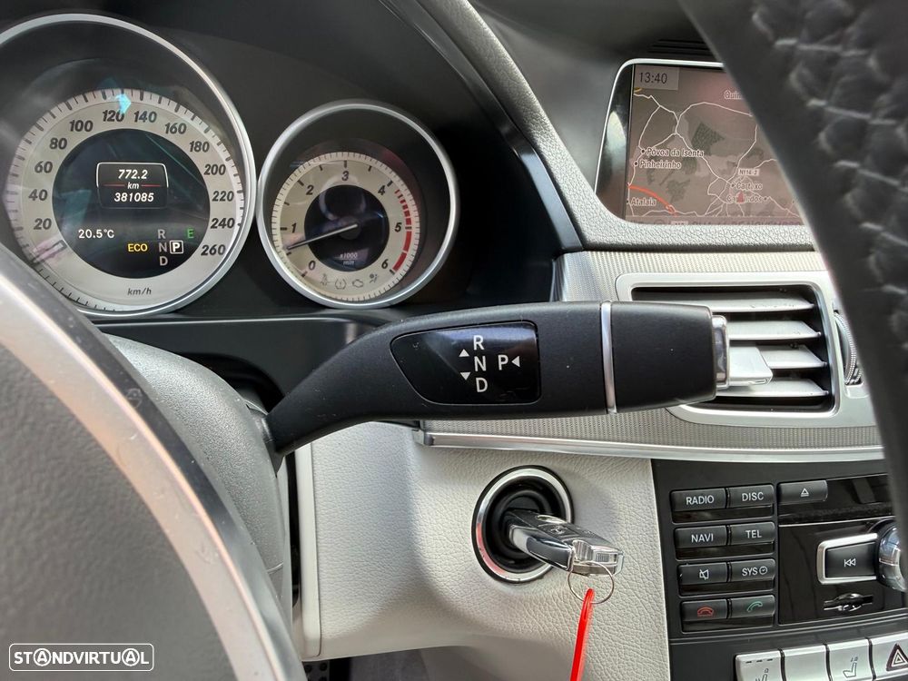 Mercedes-Benz E 350 BlueTEC Avantgarde 4-Matic - 30