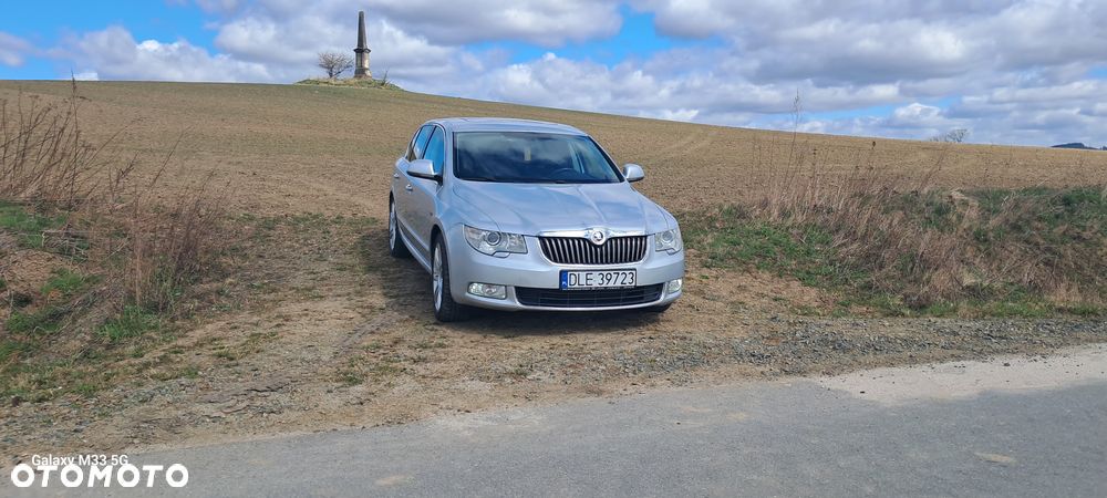 Skoda Superb 3.6 V6 4x4 DSG L&K - 9