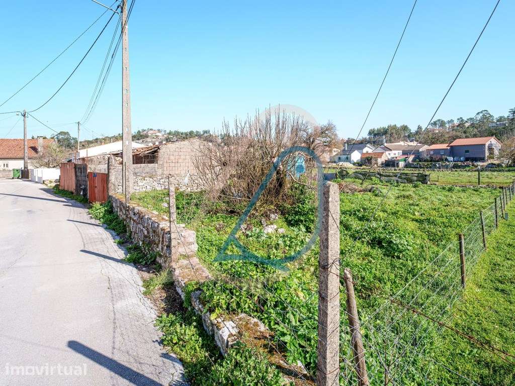 Oportunidade Única: Moradia Antiga para Reconstrução com Vista Pano... - Grande imagem: 5/11