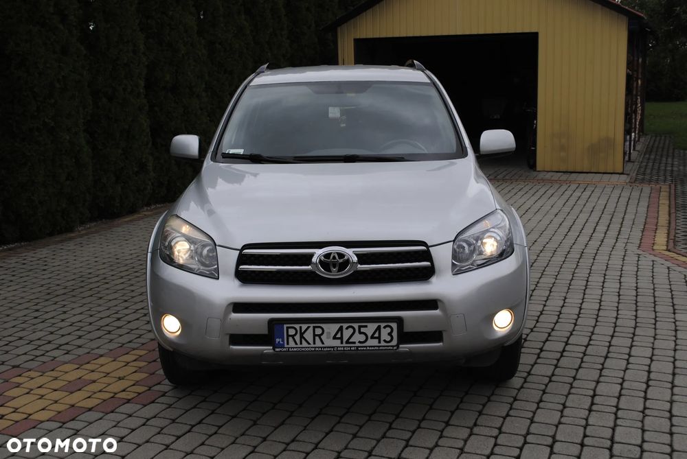 Toyota RAV4 2.2 D-CAT 4x4 Executive - 3