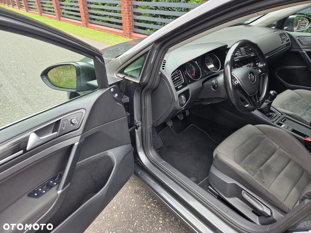 Volkswagen Golf 2.0 TDI SCR Highline - 15