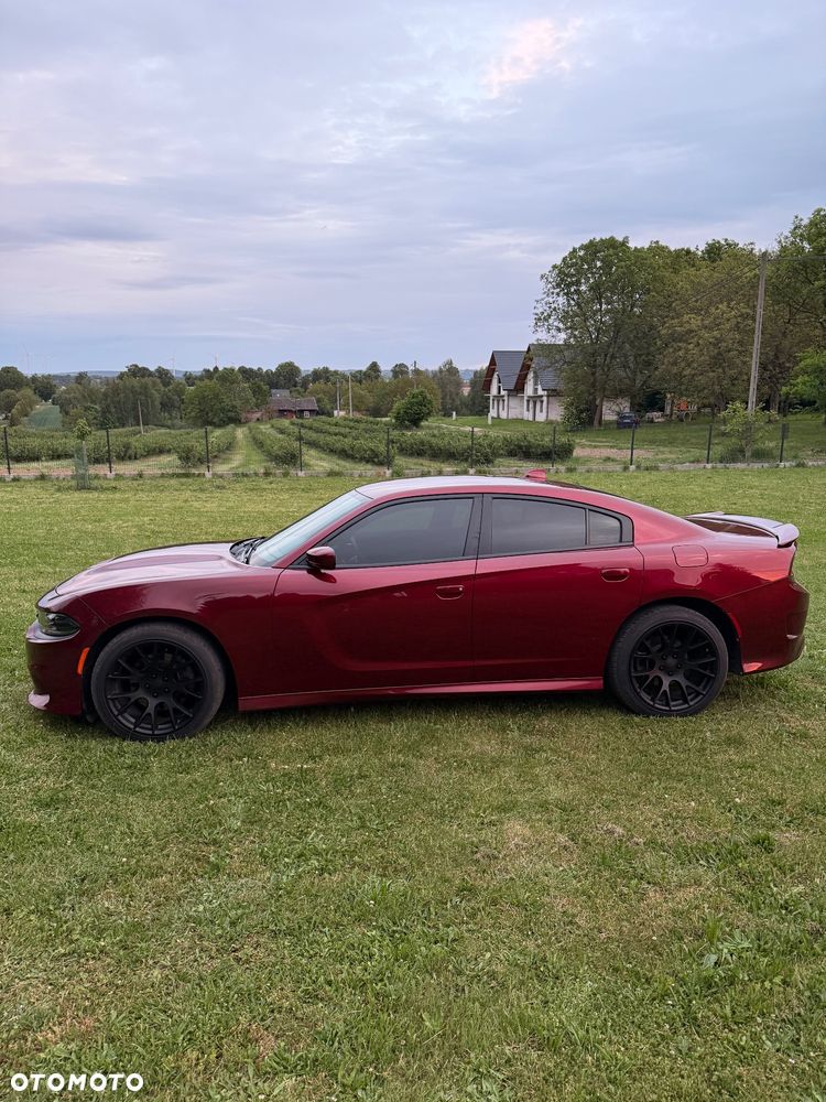 Dodge Charger 5.7 R/T - 1