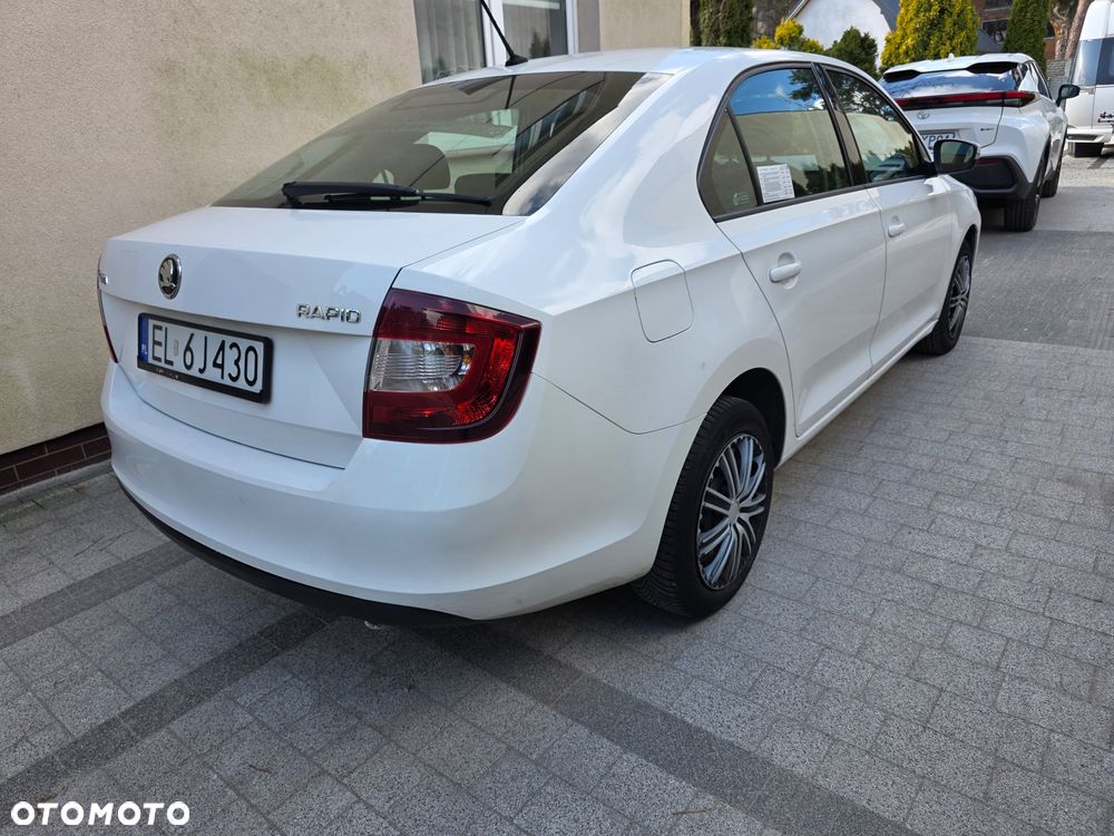 Skoda RAPID - 6
