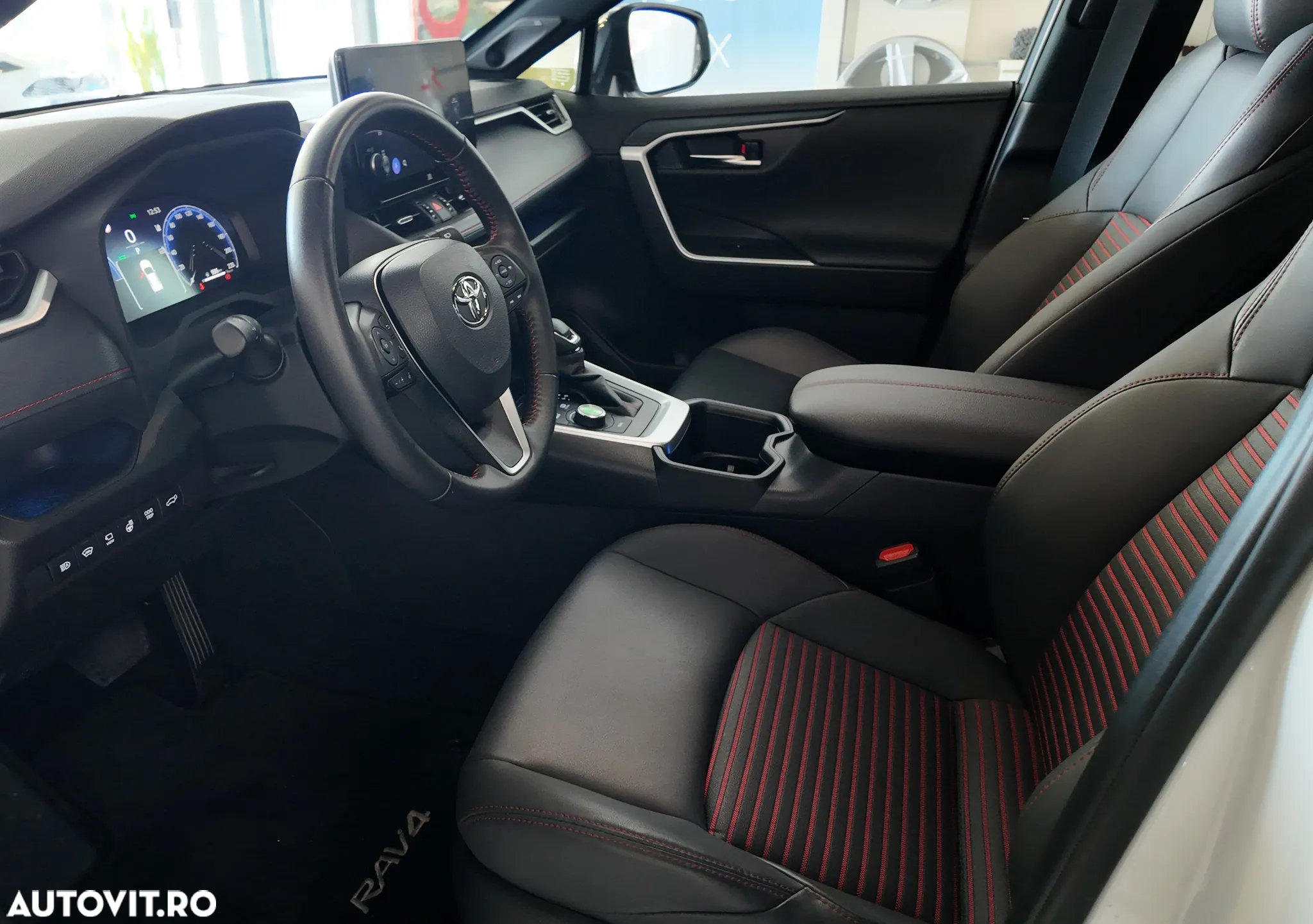 Toyota RAV4 2.5 PHEV VVT-iE 4x4 Style Bi-Tone - 22