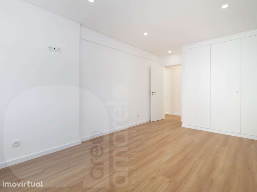 Apartamento T2 Corroios - Grande imagem: 3/7