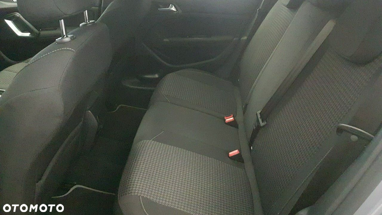 Peugeot 308 - 22