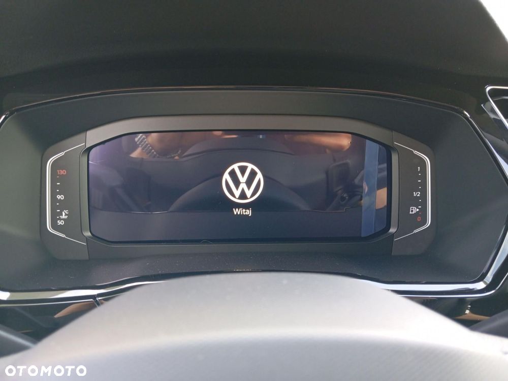 Volkswagen Touran - 15