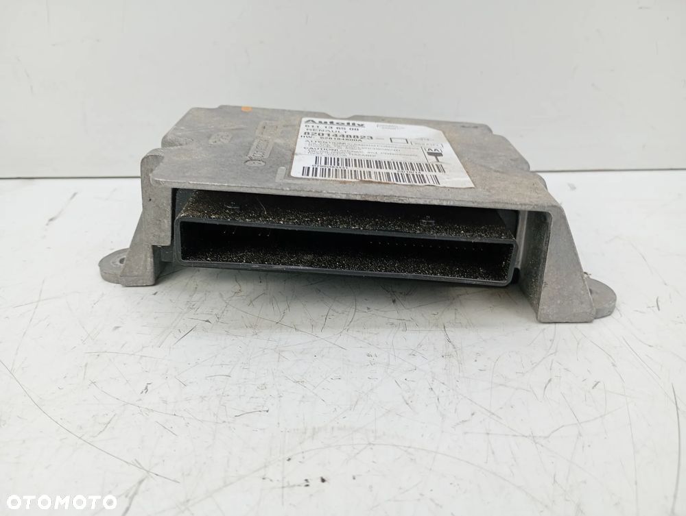 moduł poduszek sensor airbag renault master III movano B lift 2.3 dci 2019-2024r 8201448823 - 2