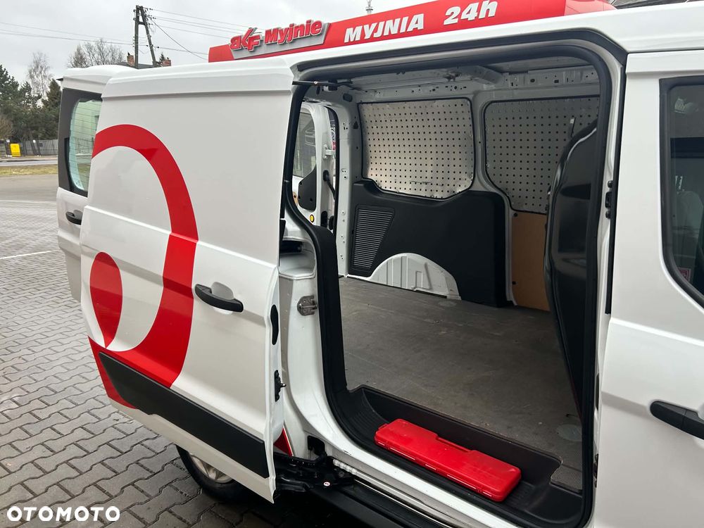 Ford Transit Connect - 22