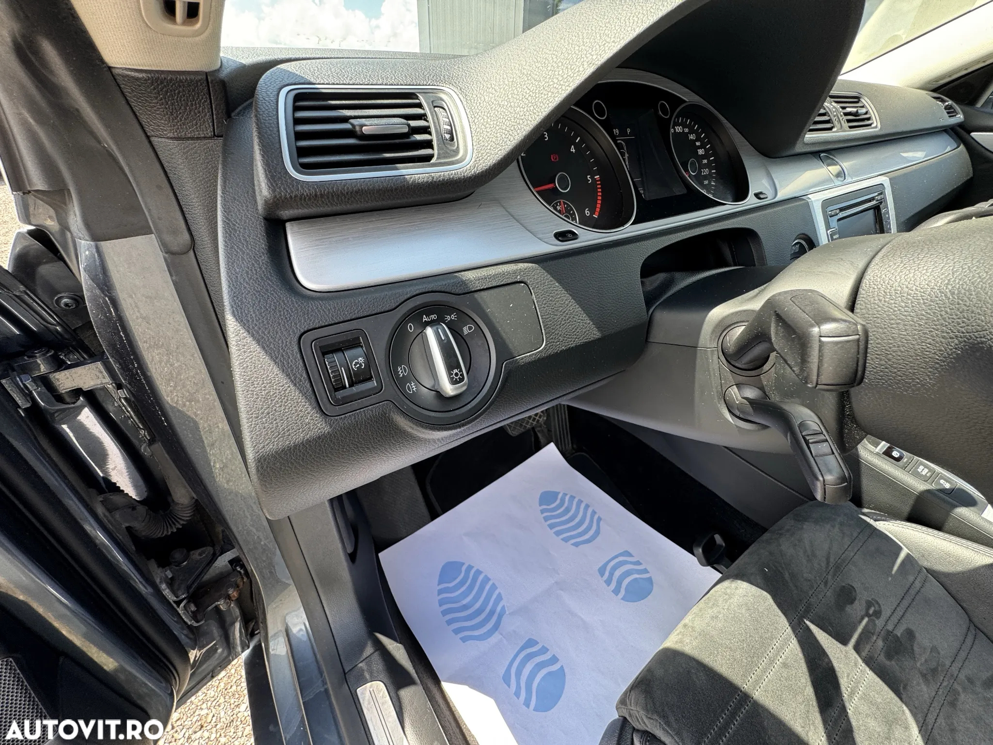 Volkswagen Passat CC 2.0 TDI BlueMotion Technology DSG - 16